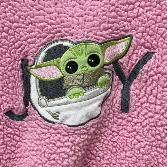 STAR WARS Pink Cozy Sherpa Grogu, “Baby Yoda” JOY Holiday Crewneck!❄️ - Picture 3 of 4